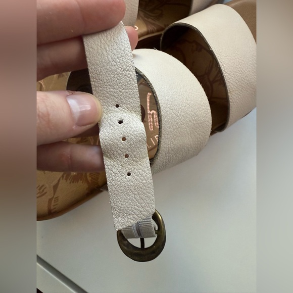 Blowfish Malibu Wedge Sandals Size 8 - Picture 7 of 7